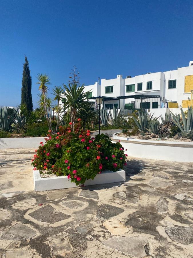 Mediterranean Sunset Apartment Klorakas Exterior photo
